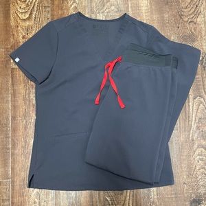 FIGS charcoal women’s set size S